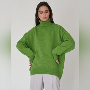 Green Chunky Knit Turtleneck Sweater